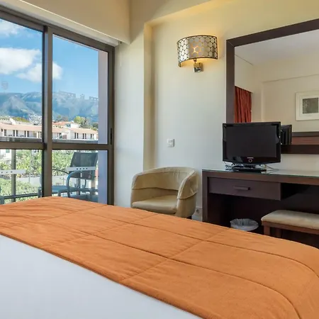 Tui Blue Gardens - Adults-only - Savoy Signature פונשל